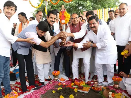 Read more about the article चुनाव आचार संहिता के पहले लोकार्पण, भूमिपूजन का मेगा ईवेंट:एक ही दिन में 14 हजार प्रोजेक्ट्स का उद्घाटन और शिलान्यास करेंगे सीएम