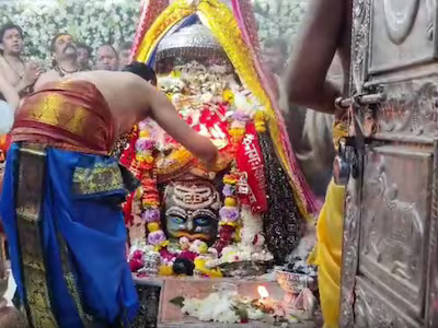 You are currently viewing महाकाल मंदिर के गर्भगृह में भस्म आरती के दौरान कैसे लगी थी आग, जांच में हुआ बड़ा खुलासा