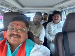 Read more about the article कांग्रेस प्रत्याशी ने नामांकन लिया वापस, बीजेपी कैंडिडेट के सामने छोड़ा मैदान