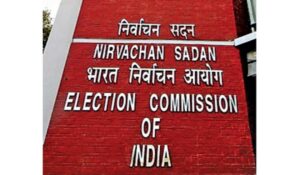 Kaithal: रैली के लिए अनुमति के लिए पूछा गया तो जवाब में गाली दी गई, SDM कार्यालय के पांच कंप्यूटर ऑपरेटर सस्पेंड किए गए