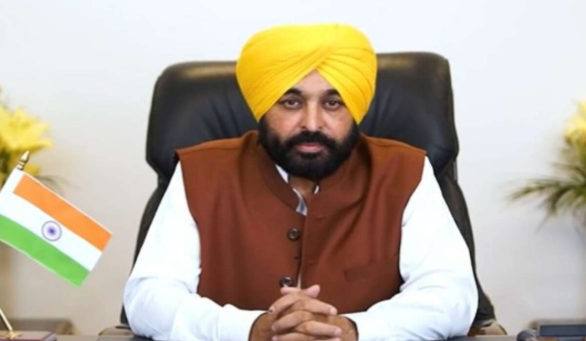 Read more about the article AAP Punjab का बड़ा ऐलान, मंत्रियों और विधायकों के साथ Kejriwal के खिलाफ कल भूख हड़ताल पर बैठेंगे