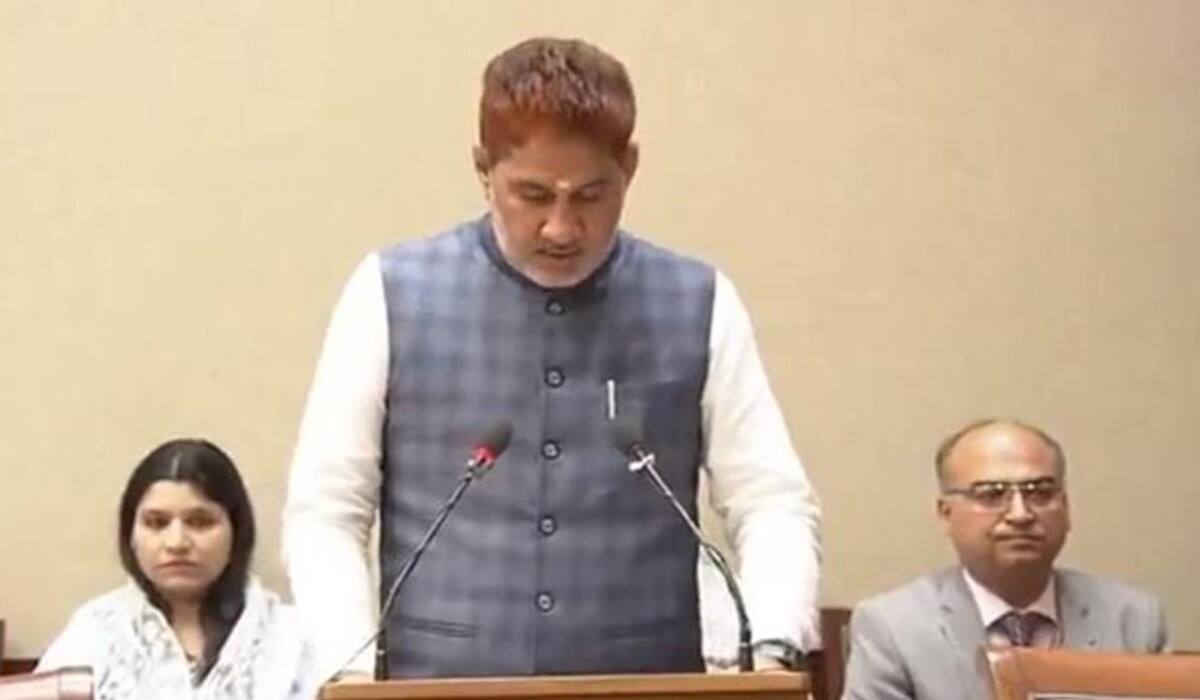 Read more about the article Haryana के Subhash Barala ने राज्यसभा में शपथ ली, उपराष्ट्रपति जगदीप धनखड़ ने शपथ दी