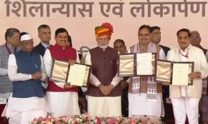 Read more about the article मध्यप्रदेश और राजस्थान के लिए ऐतिहासिक दिन, खत्म हुआ 20 साल का झगड़ा! PM नरेंद्र मोदी की मौजूदगी में हुआ पार्वती-कालीसिंध-चंबल लिंक परियोजना का एग्रीमेंट, दोनों राज्यों को मोदी सरकार ने दी 72 हजार करोड़ की बड़ी सौगात