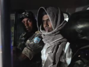 Read more about the article झारखंड पुलिस की बड़ी सफलता: एनकाउंटर में ढेर झारखंड का कुख्यात गैंगस्टर अमन साहू, पुलिस पर बमबारी के बाद मारा गया; पुलिस के निशाने पर अब पूरा गिरोह