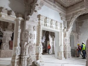 Read more about the article रामलला के मंदिर में 14 और देवालय बन रहे! 30 अप्रैल को मूर्तियों की स्थापना, 5 जून को प्राण प्रतिष्ठा; राम दरबार की स्थापना के लिए संगमरमर का विशाल सिंहासन बनकर तैयार