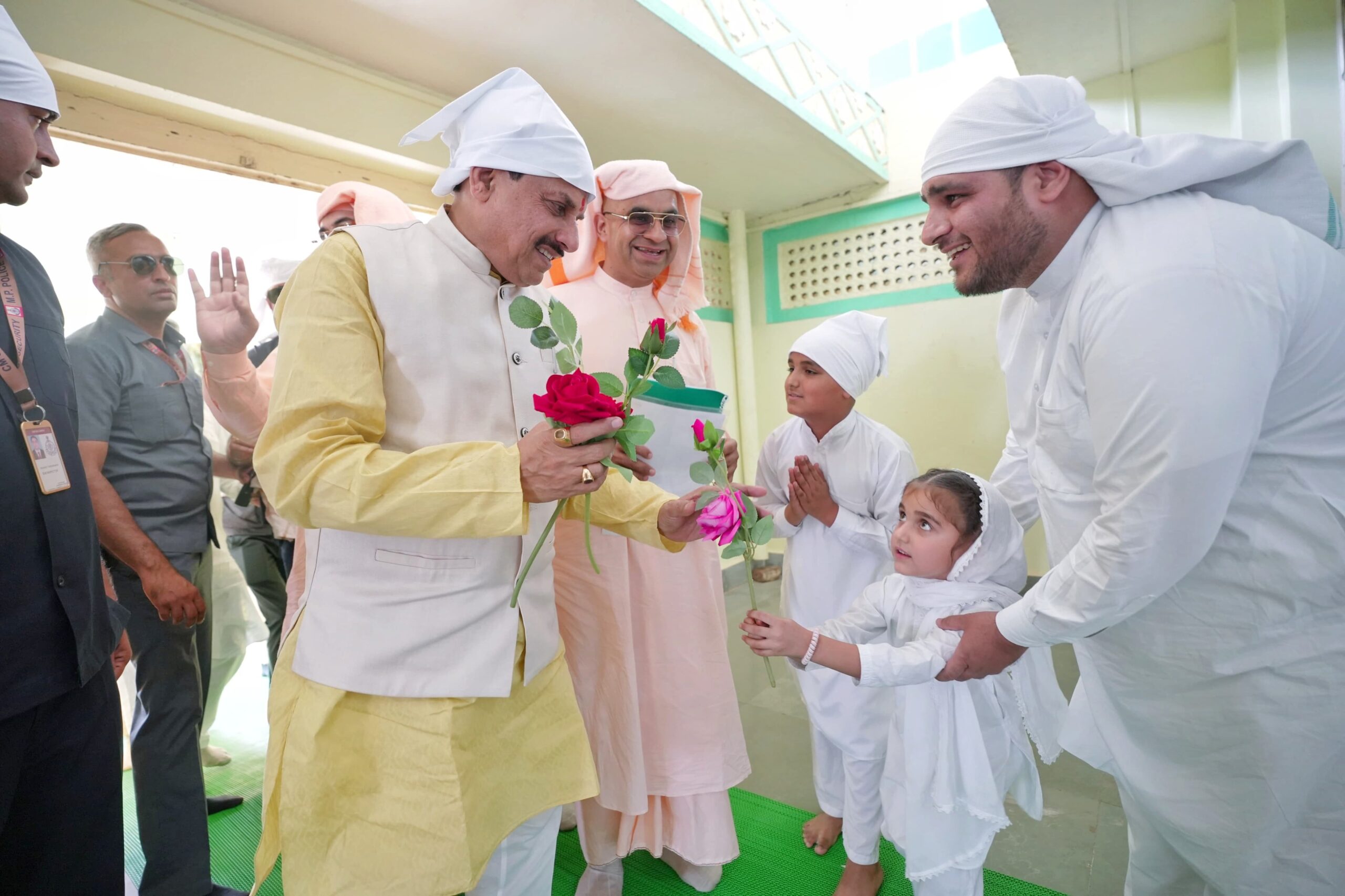 Read more about the article बैसाखी पर श्री आनंदपुर धाम में PM मोदी का आगमन: तैयारियों की समीक्षा करने पहुँचे मुख्यमंत्री डॉ. मोहन यादव, दिए विशेष निर्देश!