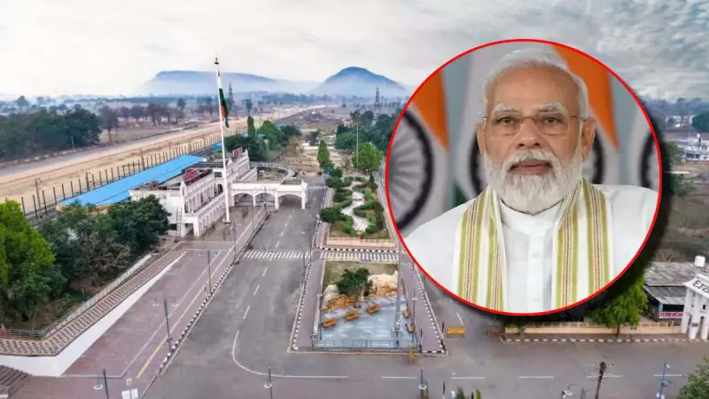 Read more about the article रेलवे का नया युग शुरू: पीएम मोदी आज करेंगे 103 अमृत स्टेशनों का लोकार्पण, कटनी से ओरछा तक मध्यप्रदेश के 6 स्टेशन अब होंगे हाईटेक; मुख्यमंत्री डॉ. मोहन यादव ने जताया प्रधानमंत्री मोदी का आभार