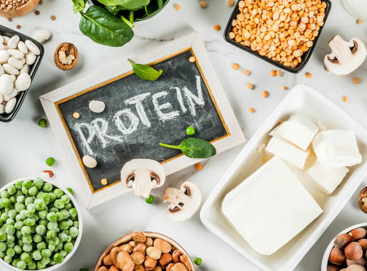 Read more about the article हेल्दी रहने की चाबी छुपी है आपकी रसोई में! जानिए वो 5 शाकाहारी चीजें जो हैं प्रोटीन का पावरहाउस