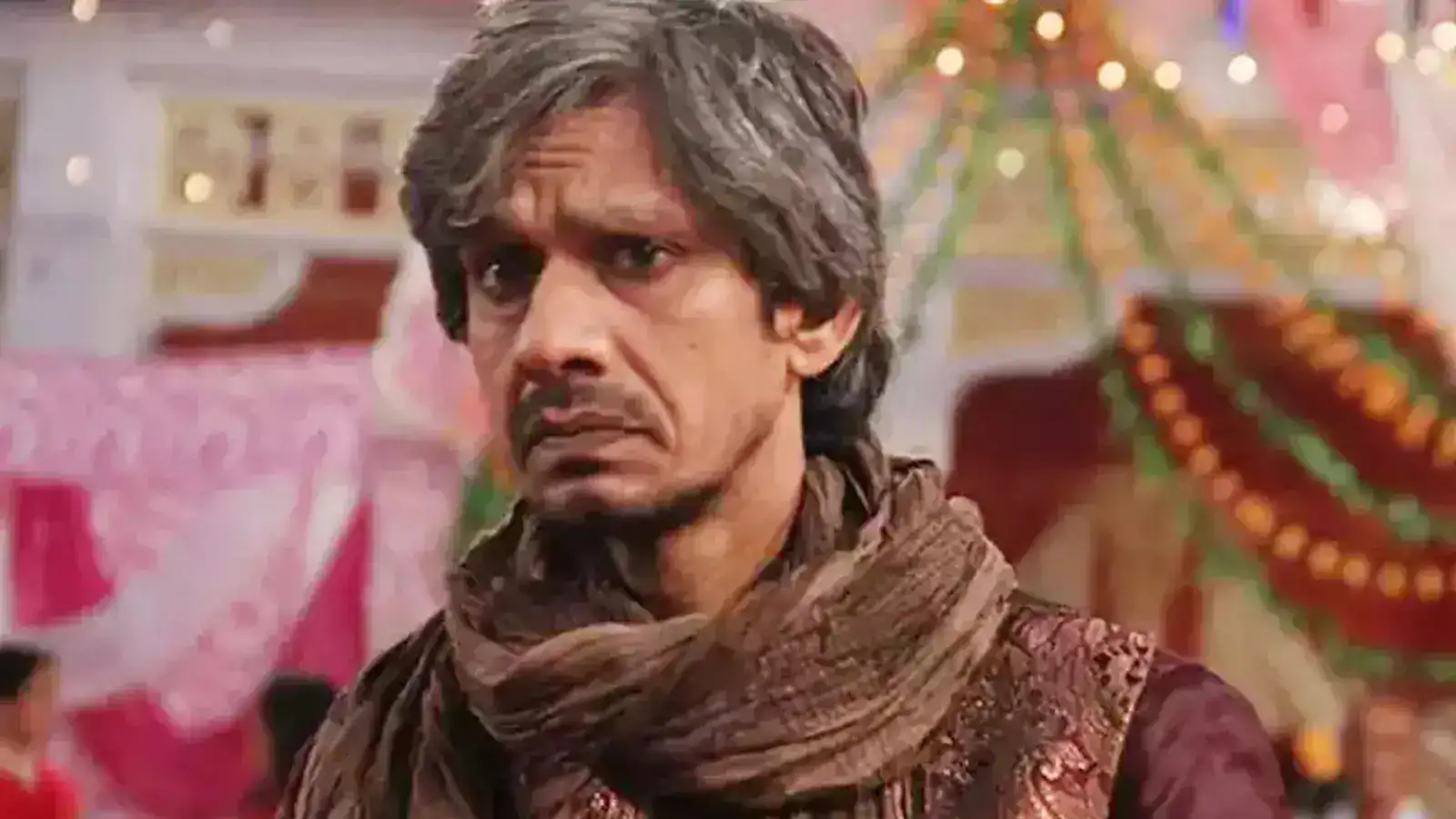 You are currently viewing अभिनेता विजय राज यौन उत्पीड़न के आरोपों से बरी – न्यायालय का फैसला, अधूरी शूटिंग और टूटते करियर के बाद मिली राहत!