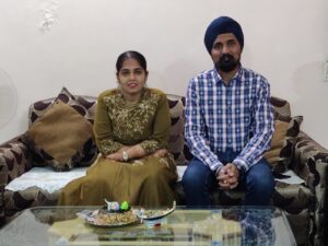 Read more about the article इंदौर की हरप्रीत की आखिरी उड़ान: एअर इंडिया क्रैश में गई जान, पति से मिलने लंदन जा रही थी; Seat 22E पर बैठी थी हरप्रीत!