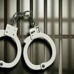 अर्चना का टिकट बुक करवाने वाला आरक्षक गिरफ्तार…