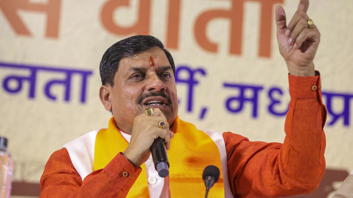 You are currently viewing मध्य प्रदेश में 27% ओबीसी आरक्षण मामला टला: सीएम डॉ. मोहन यादव ने कांग्रेस को दी संयम की सलाह, कहा – ‘जल्दबाजी नुकसानदेह, एकजुटता में ही समाधान; अगली सुनवाई 8 अक्टूबर!