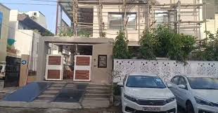 You are currently viewing भोपाल: पूर्व PWD चीफ इंजीनियर GP मेहरा के ठिकानों पर लोकायुक्त की बड़ी छापेमारी, सोने-चांदी के जेवर और भारी कैश जब्त