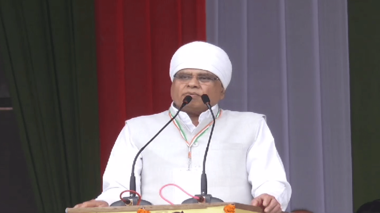 Read more about the article ‘खूबसूरत लड़की दिख जाए तो रेप हो सकता है…’, कांग्रेस विधायक फूल सिंह बरैया का महिलाओं पर घटिया बयान