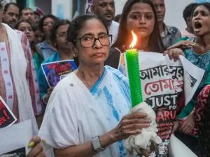 Read more about the article TMC के फ्रीज बैंक खातों से सीमित खर्च की मंजूरी: कलकत्ता हाईकोर्ट ने विशेष अधिकारी की निगरानी में लेनदेन की अनुमति दी